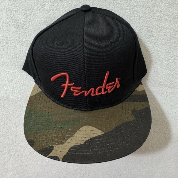 Fender Guitars Spaghetti Logo Black and Camo Flatbill Snapback Hat Cap NWT - Picture 1 of 10